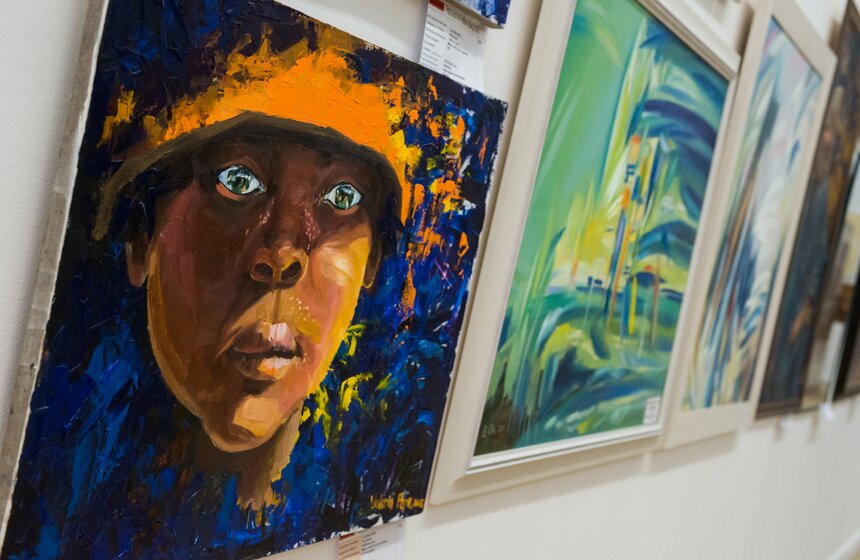 В ЦДХ начала работу "Российская неделя искусств" 13 фото