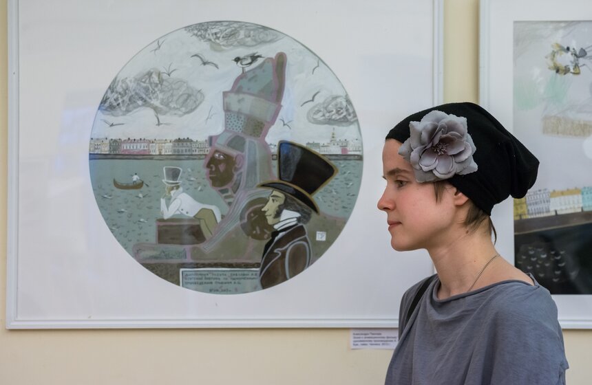 В библиотеке имени Тургенева стартовал проект "Художник и книга" 10 фото