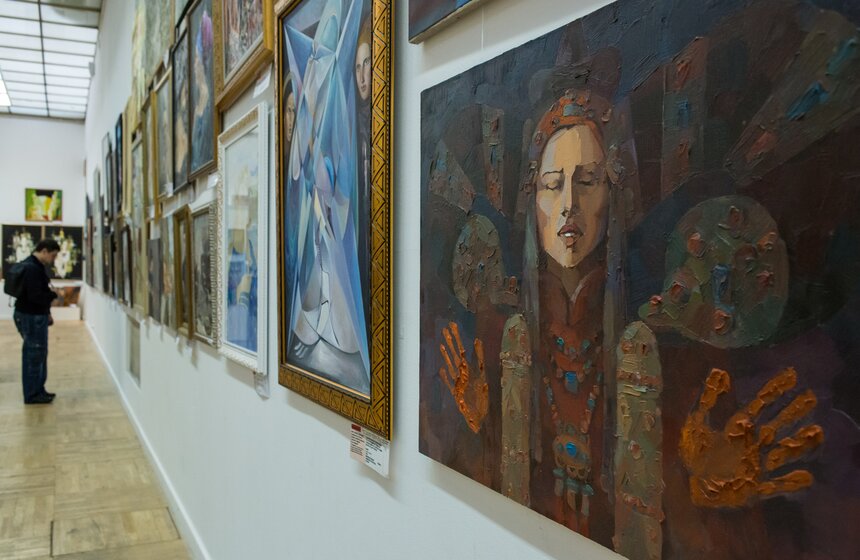 В ЦДХ начала работу "Российская неделя искусств" 5 фото