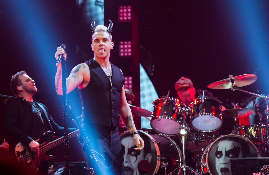 Робби Уильямс спел для московских поклонников в "Олимпийском" 10 фото