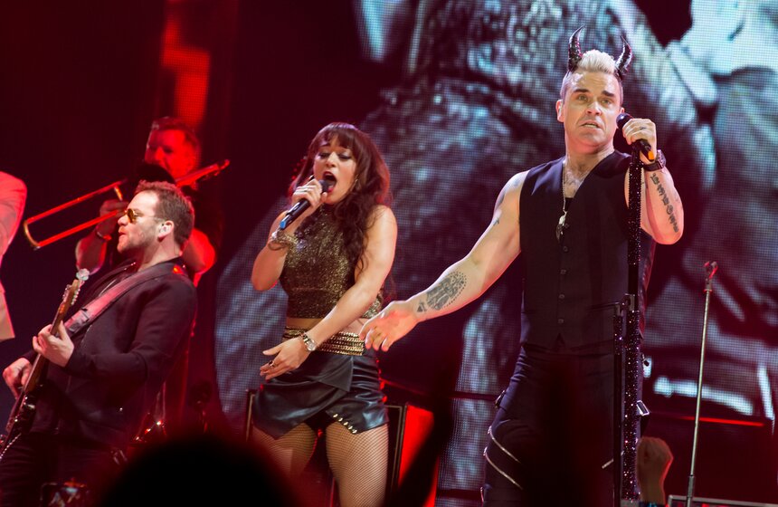 Робби Уильямс спел для московских поклонников в "Олимпийском" 6 фото