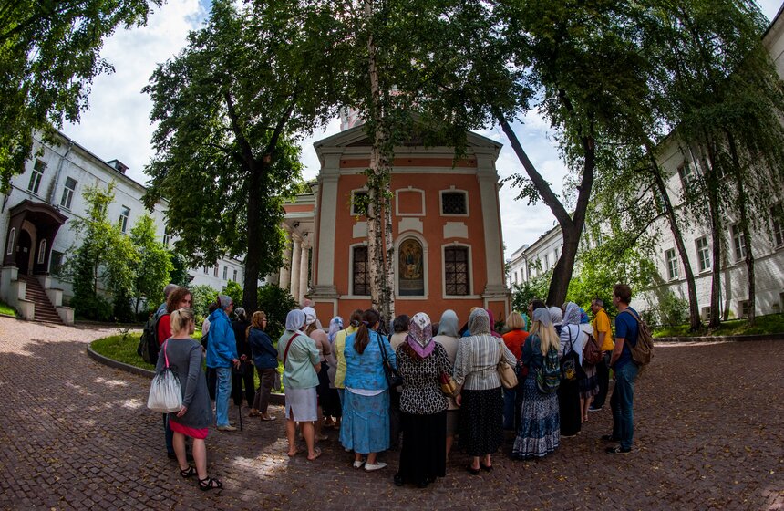 В столице прошла первая экскурсия по Андреевскому монастырю 6 фото