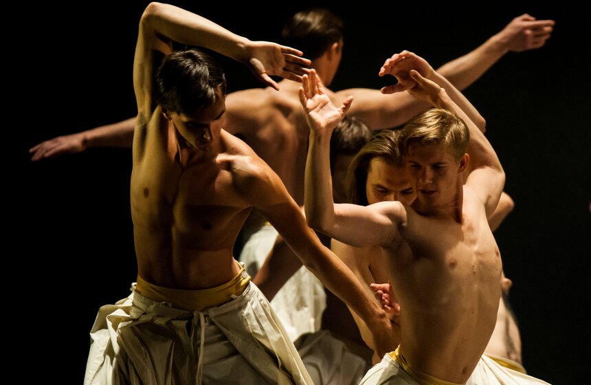 Театр Романа Виктюка сыграл новую версию спектакля "Федра" 1 фото