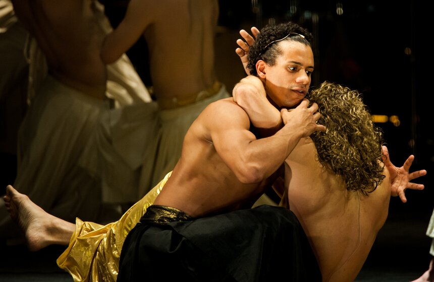 Театр Романа Виктюка сыграл новую версию спектакля "Федра" 11 фото