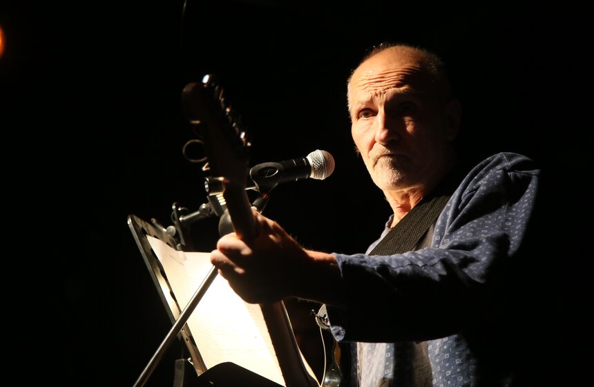 Концерт Петра Мамонова в клубе "16 тонн" 4 фото