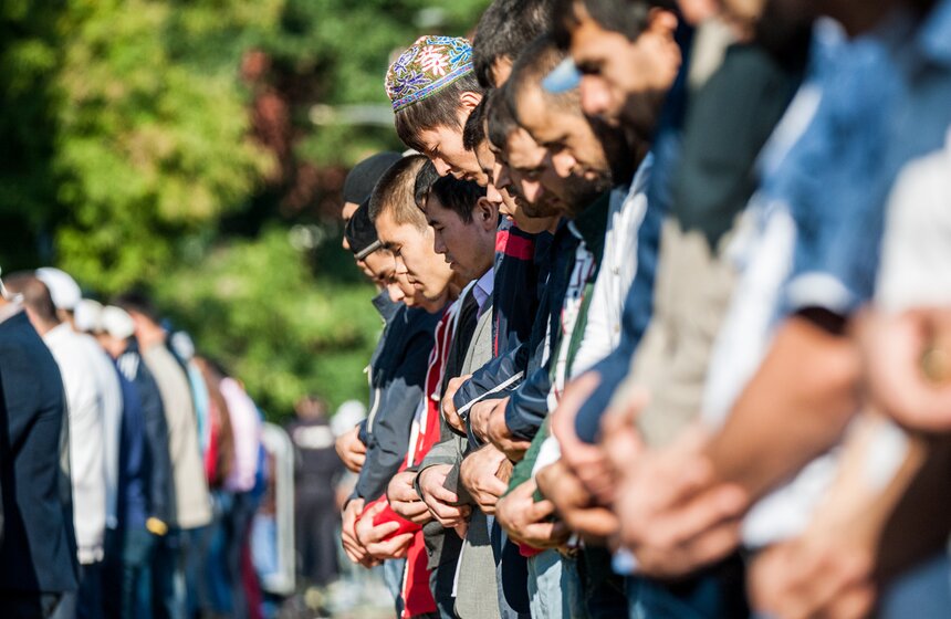Празднование Ураза-байрам в Москве 16 фото