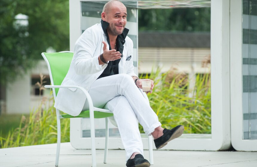 "Лето в парке": звезды в гостях у "Москвы 24" 4 фото