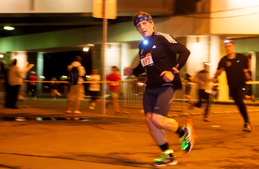 В столице прошел Ночной забег 19 фото