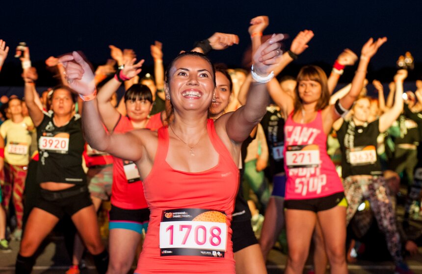 В столице прошел Ночной забег 6 фото