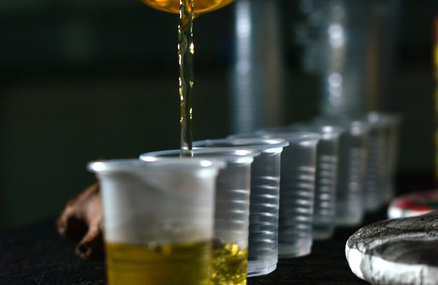 В "Новом Манеже" проходит выставка шедевров современного фарфора 11 фото