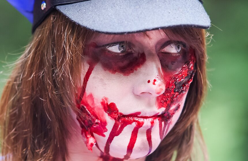 В Измайловском парке прошел "Зомби забег" 8 фото