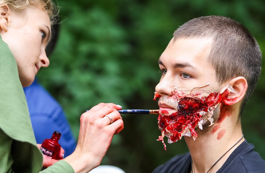 В Измайловском парке прошел "Зомби забег" 2 фото
