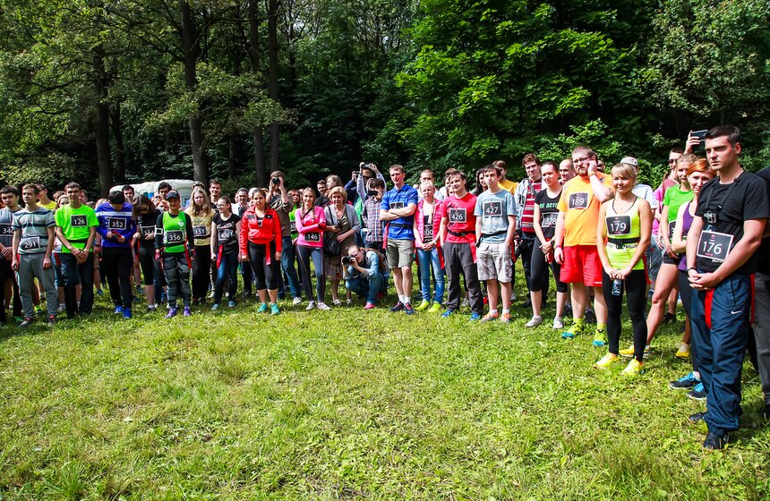 В Измайловском парке прошел "Зомби забег" 18 фото