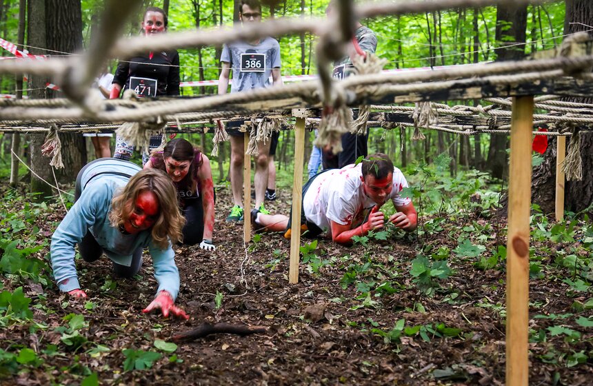 В Измайловском парке прошел "Зомби забег" 25 фото