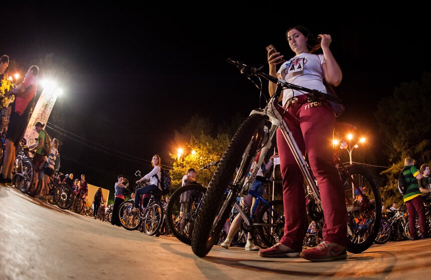 В столице прошла Велоночь 13 фото