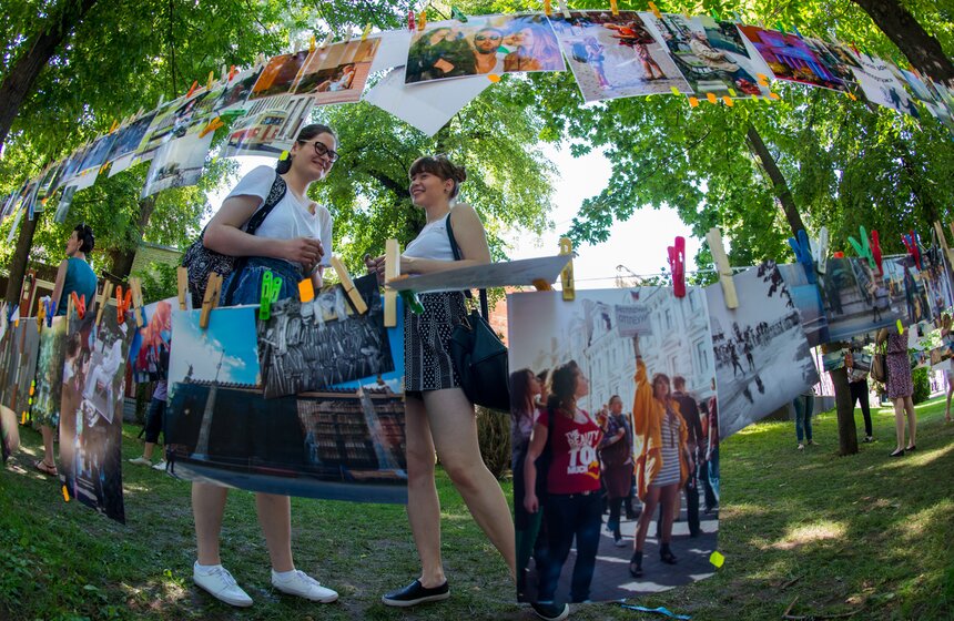 В саду "Эрмитаж" прошла акция m24.ru "Сушка" 18 фото