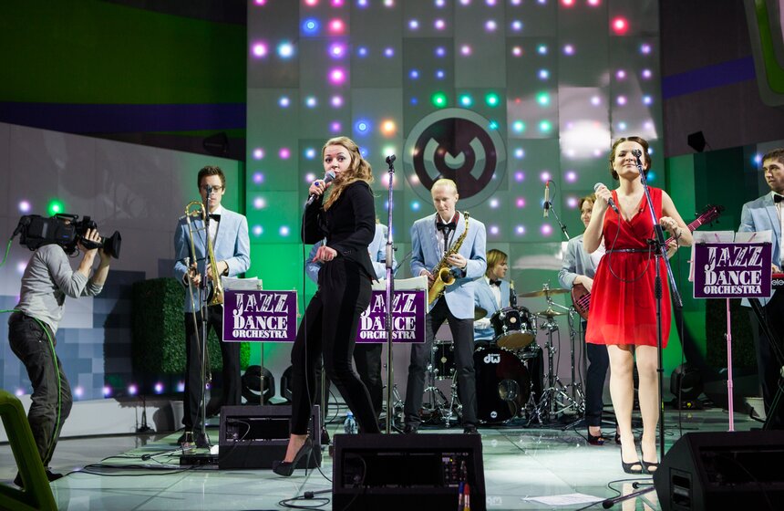 Jazz Dance Orchestra дали концерт в студии "Москвы 24" 14 фото