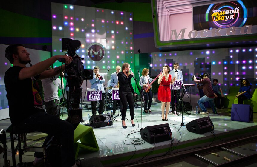 Jazz Dance Orchestra дали концерт в студии "Москвы 24" 12 фото