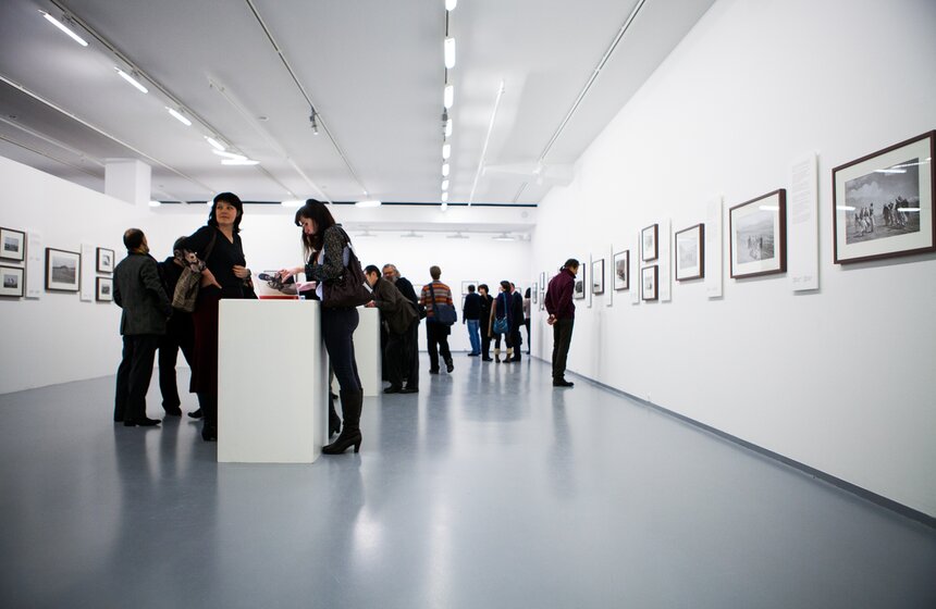 В МАММ открыта выставка фото русских староверов в Маньчжурии 3 фото