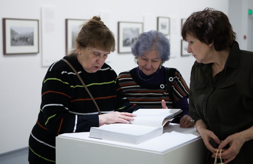 В МАММ открыта выставка фото русских староверов в Маньчжурии 6 фото