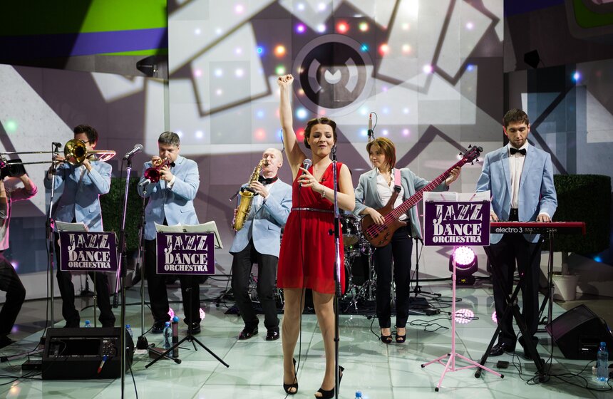 Jazz Dance Orchestra дали концерт в студии "Москвы 24" 9 фото