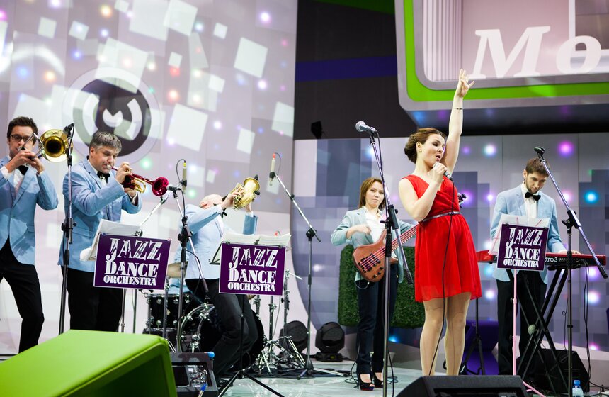 Jazz Dance Orchestra дали концерт в студии "Москвы 24" 6 фото