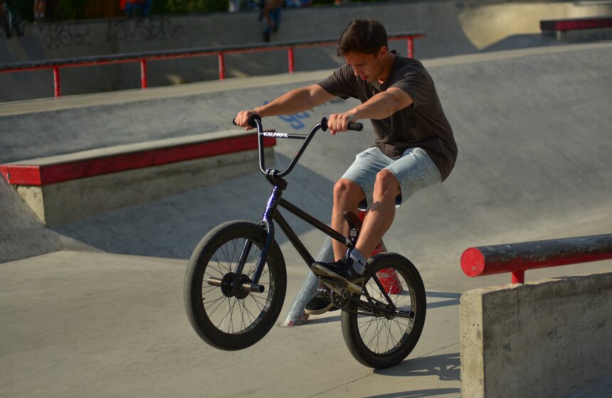 В парке "Садовники" прошел фестиваль экстремальных видов спорта 5 фото