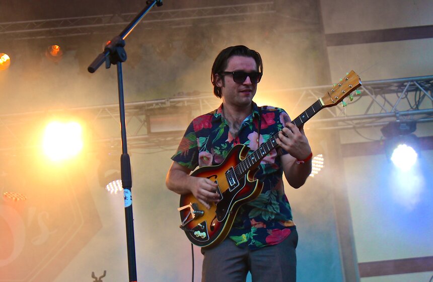 В парке "Красная пресня" прошел фестиваль Back to the 60’s 2 фото