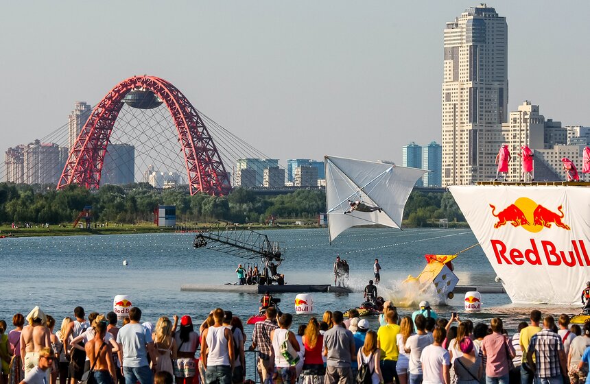 На Гребном канале прошел чемпионат Flugtag 24 фото
