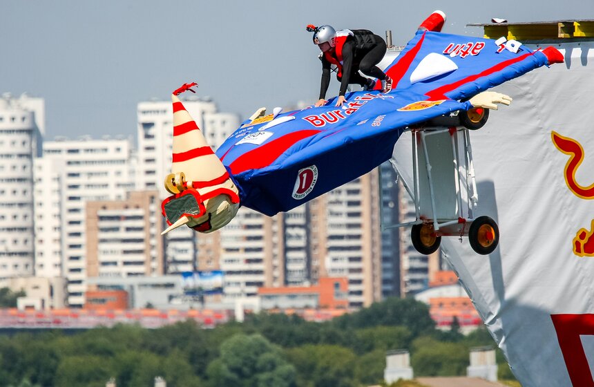 На Гребном канале прошел чемпионат Flugtag 2 фото
