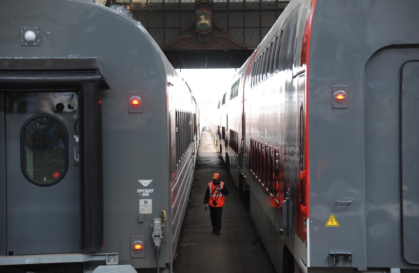 Двухэтажный поезд Москва - Воронеж отправился в первый рейс 1 фото