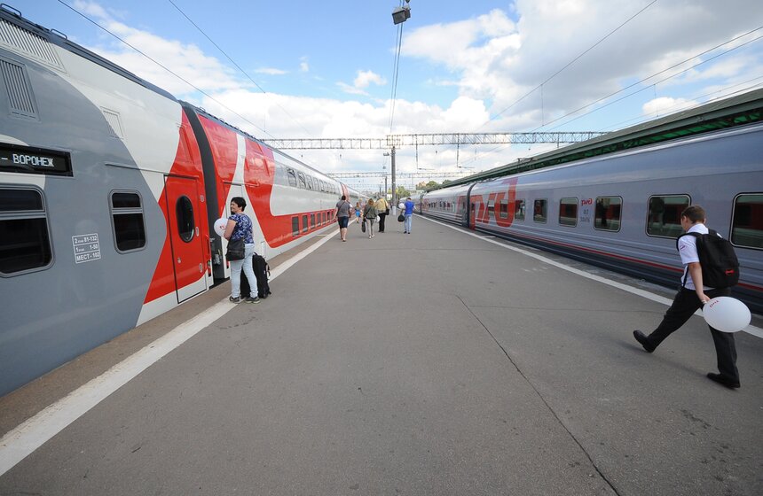 Двухэтажный поезд Москва - Воронеж отправился в первый рейс 8 фото