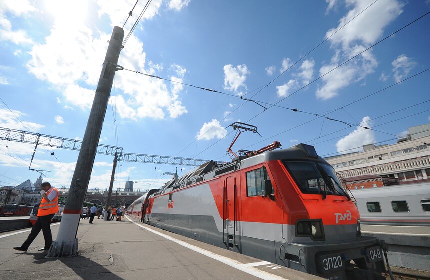 Двухэтажный поезд Москва - Воронеж отправился в первый рейс 10 фото