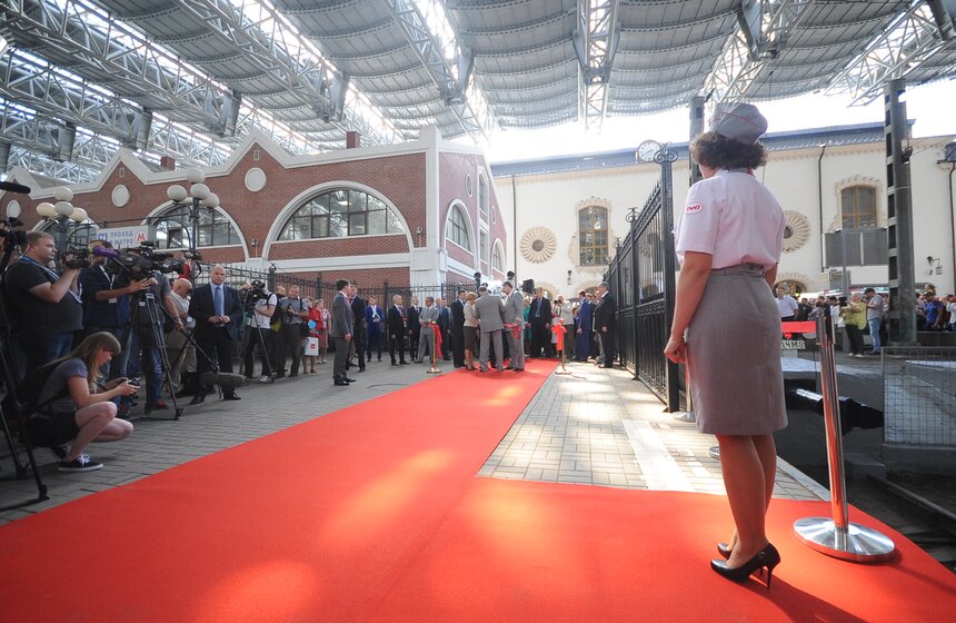 Двухэтажный поезд Москва - Воронеж отправился в первый рейс 6 фото