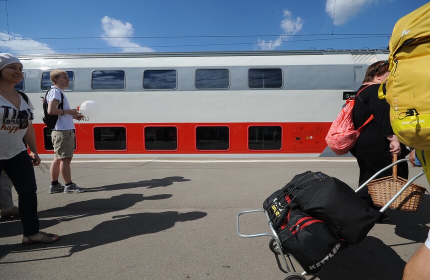 Двухэтажный поезд Москва - Воронеж отправился в первый рейс 20 фото