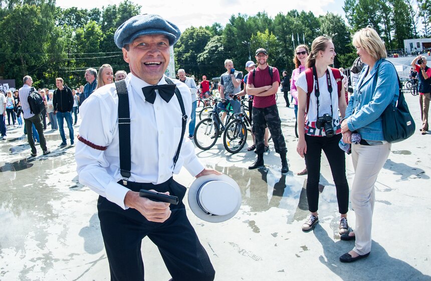 В Сокольниках состоялся парад "Леди на велосипеде" 12 фото