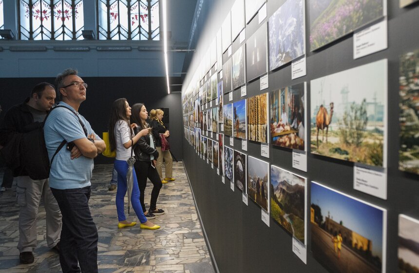 На ВДНХ открылась фотовыставка "Дружба народов" 14 фото