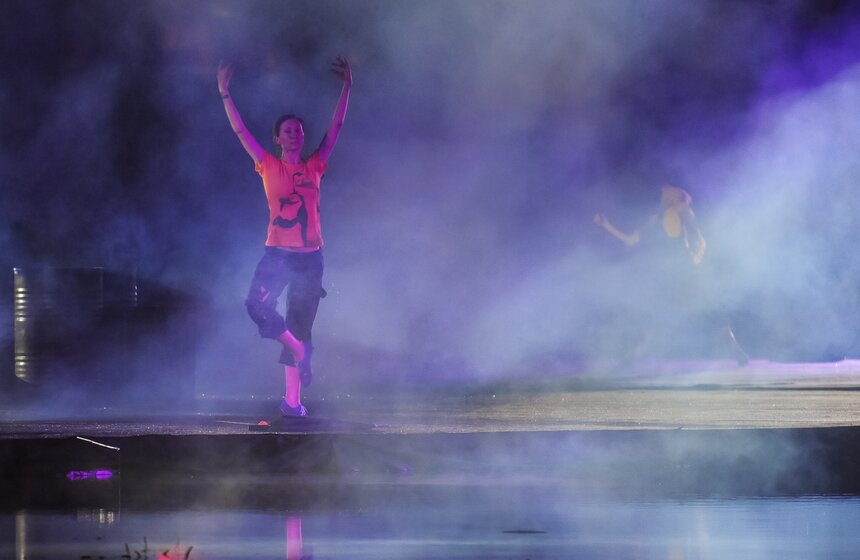 На ВДНХ показали танцевальное шоу на воде 4 фото