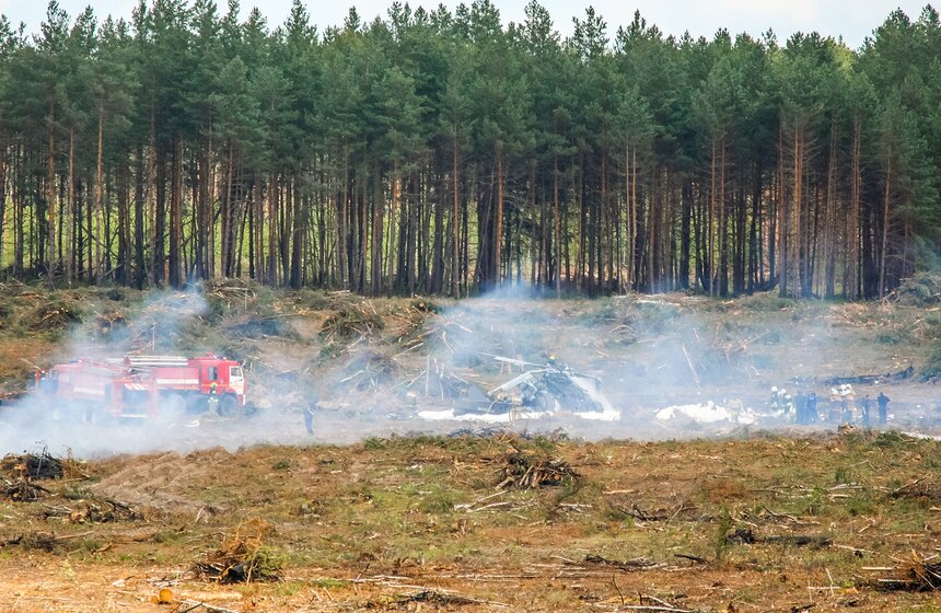 На шоу "Авиамикс" упал боевой вертолет Ми-28Н 13 фото