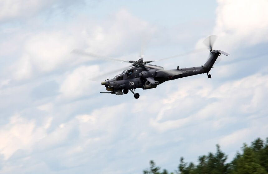 Показательные выступления военных летчиков на полигоне Дубровичи 16 фото