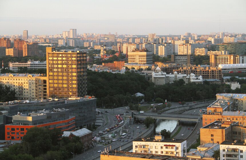 Виды Москвы: летний закат с высотки на Котельнической 13 фото