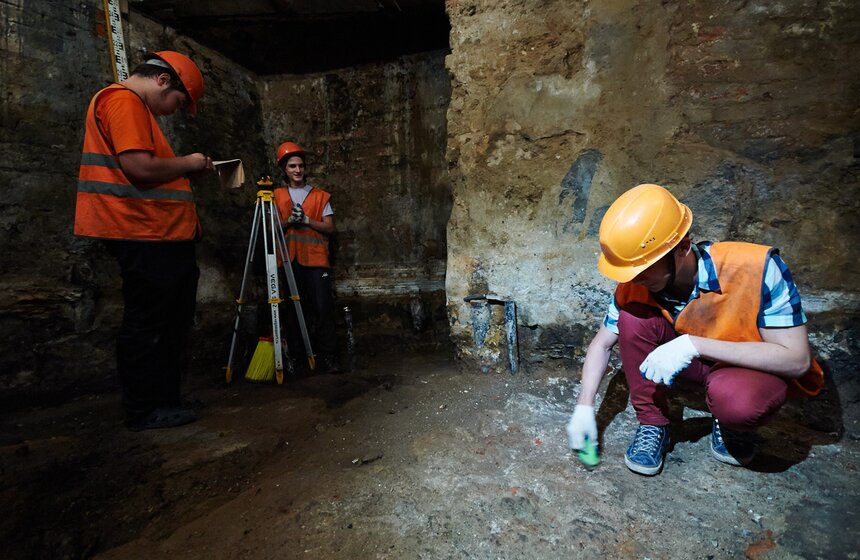 Археологи представили результаты раскопок в храме Ильи Пророка 6 фото