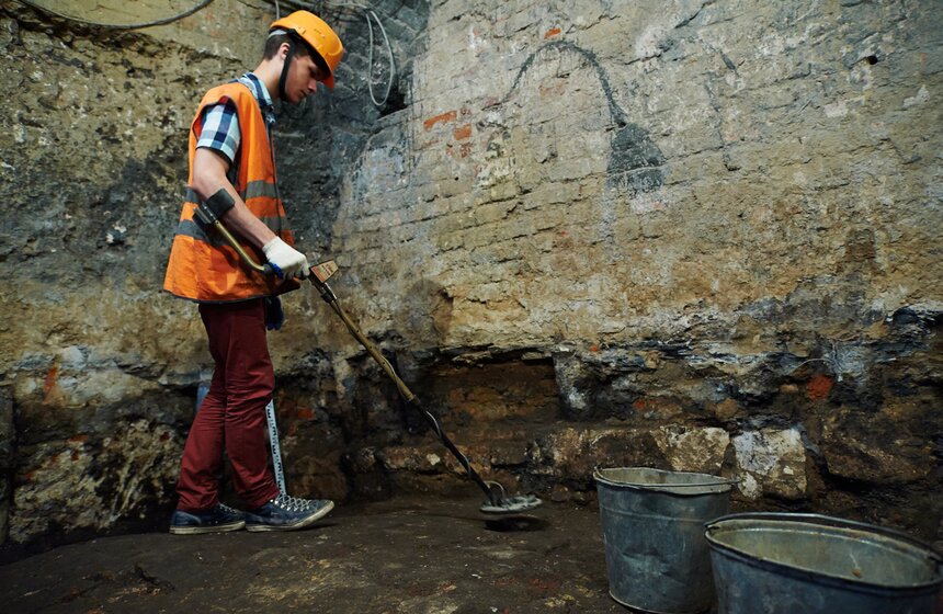 Археологи представили результаты раскопок в храме Ильи Пророка 8 фото