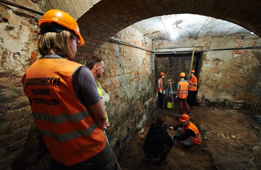 Археологи представили результаты раскопок в храме Ильи Пророка 11 фото