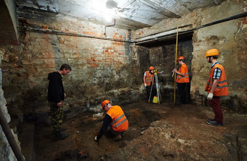 Археологи представили результаты раскопок в храме Ильи Пророка 9 фото