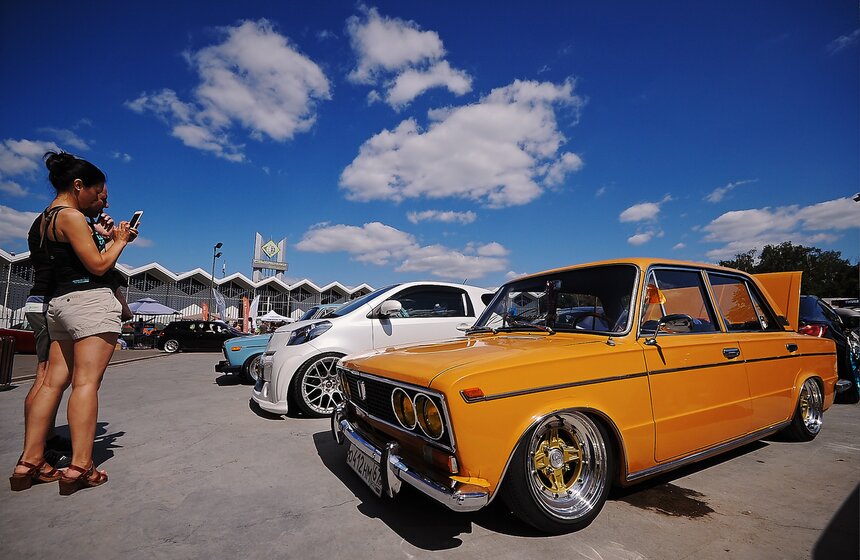 В "Сокольниках" прошел фестиваль низких машин "SLAMMEST3" 2 фото