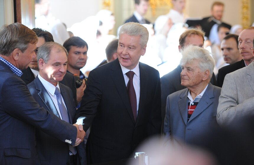 Патриарх Кирилл освятил возрожденный Князь-Владимирский храм 13 фото