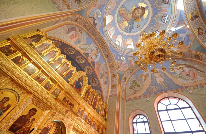 Патриарх Кирилл освятил возрожденный Князь-Владимирский храм 6 фото