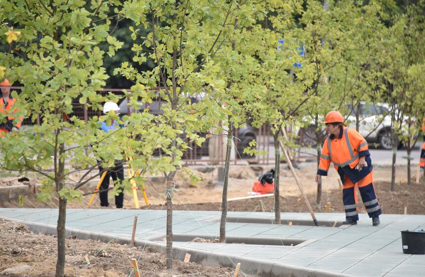 Сергей Собянин осмотрел строительство парка 70-летия Победы 15 фото