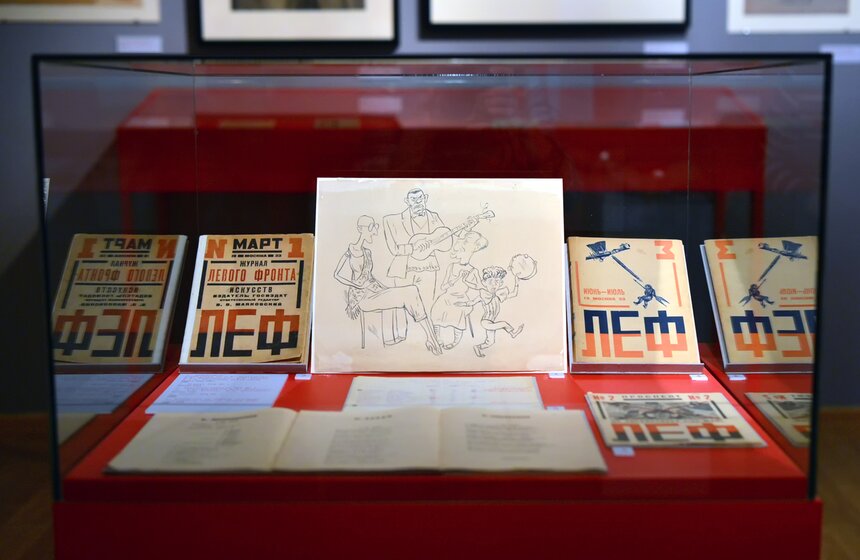 Стихи Пастернака, Маяковского и Цветаевой объединила выставка 13 фото